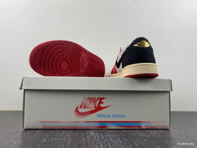 OG x 1 Low Jordan Trophy Room Air Away FN0432-100 0811